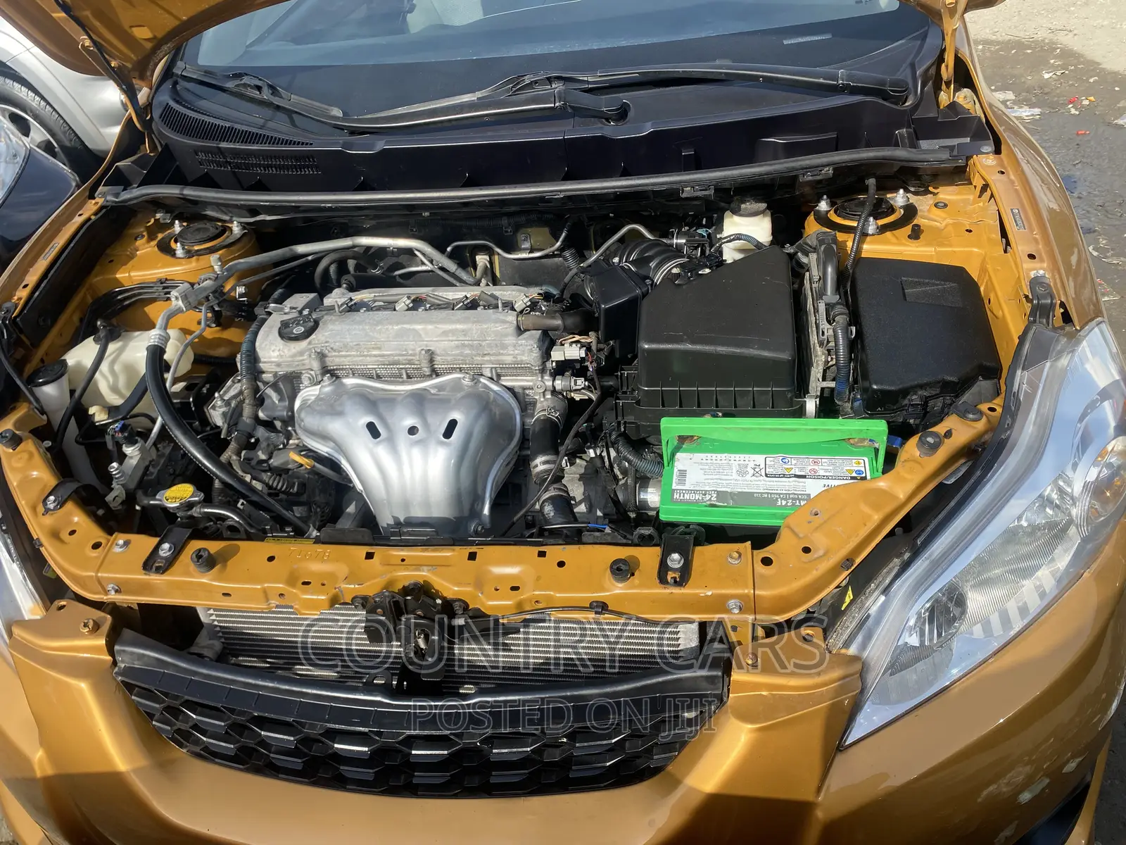 Toyota Matrix 2009 Gold