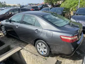 Toyota Camry 2009 Gray