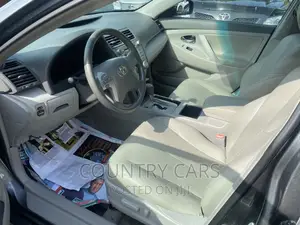 Toyota Camry 2009 Gray