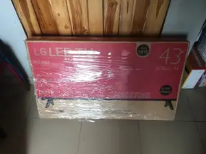 LG 43inches Auxiliary Audio AI