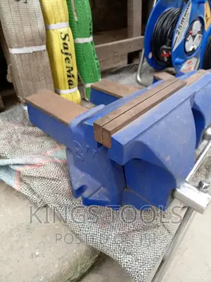 Bench Vice 8"