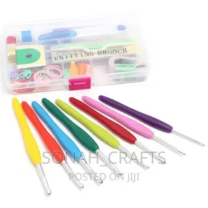 Set of Crochet Hooks in Case