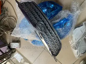 Front Grille 2005 Toyota Corolla