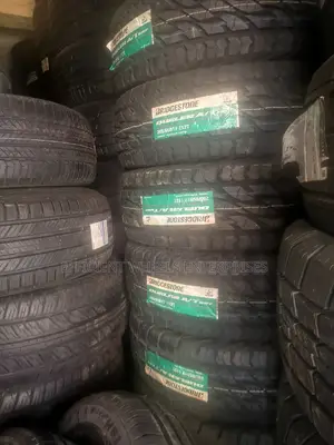 265/65r17 Bridgestone