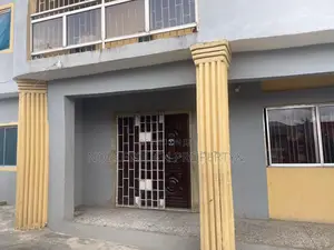 3bdrm Block of Flats in Alaba International for sale