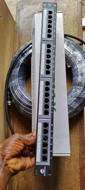 24 Ports Cat6 UTP Patch Panel for Networking Installation