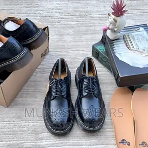 Dr Martens Shoe