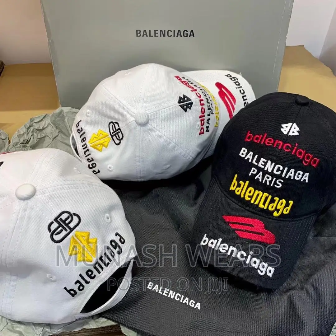 BALENCIAGA Luxury Cap