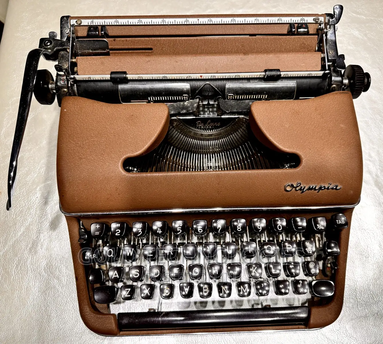 Manual Typewriter