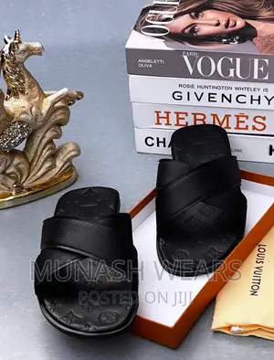 Louis Vuitton Slipers