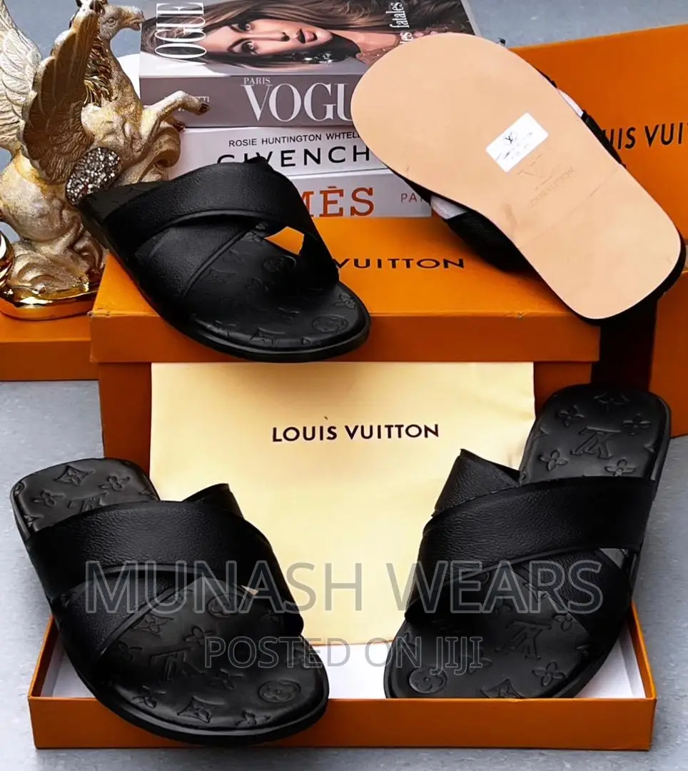 Louis Vuitton Slipers