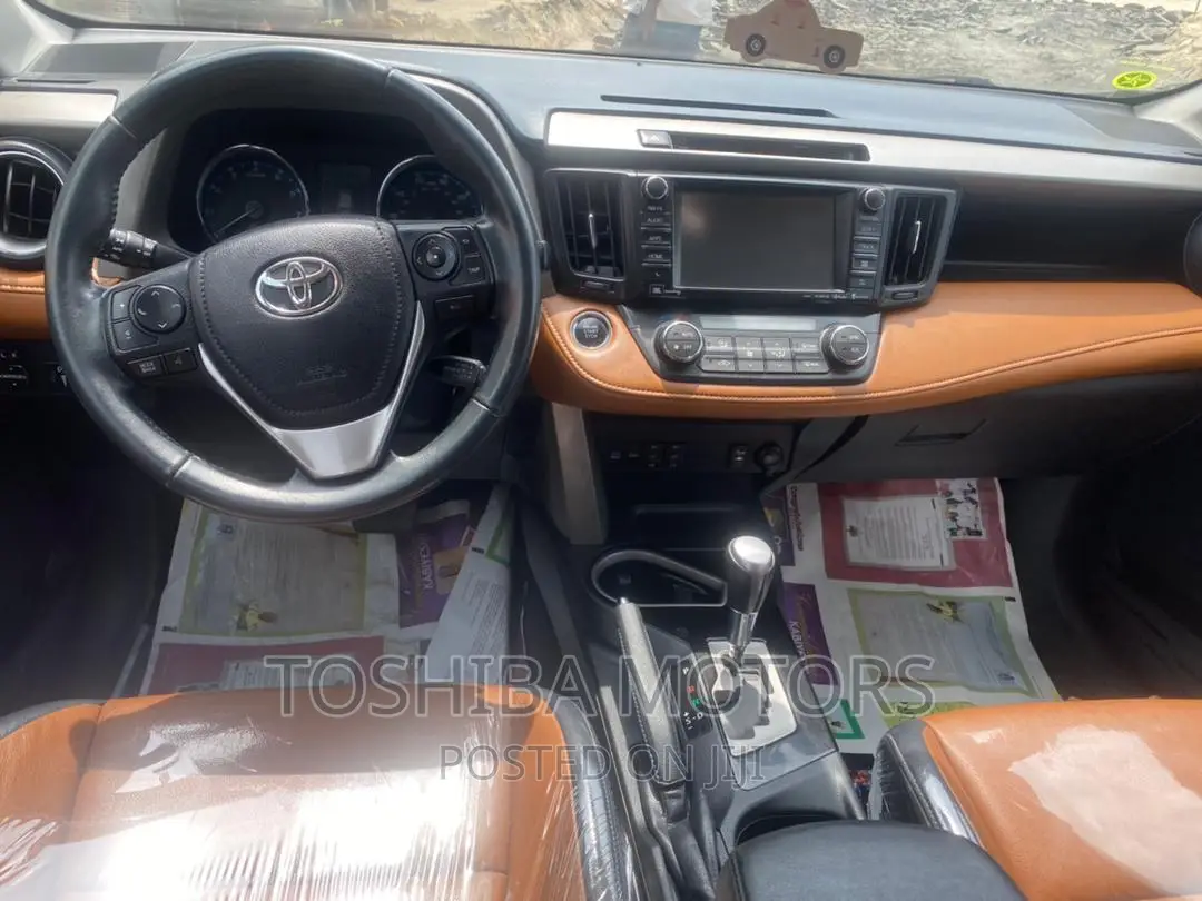 Toyota RAV4 2016 Black