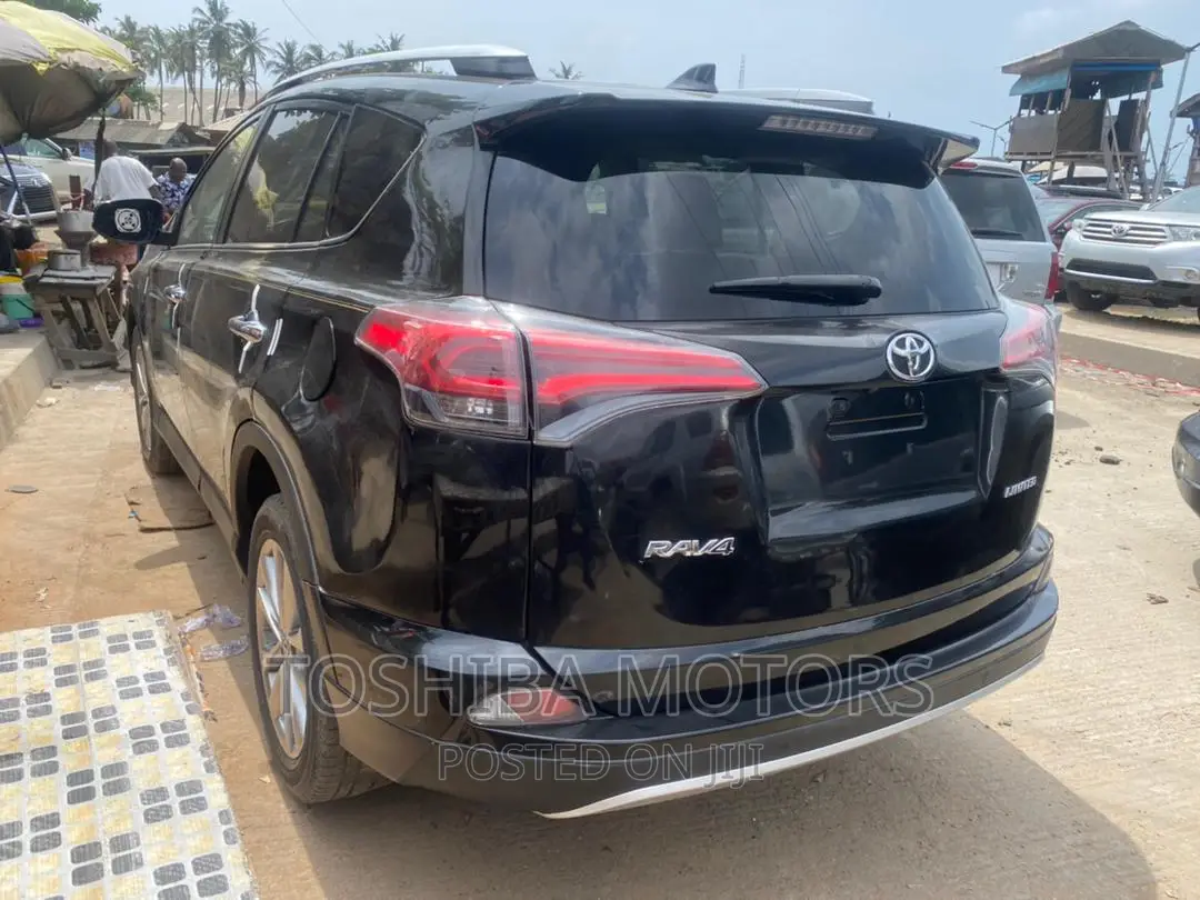 Toyota RAV4 2016 Black