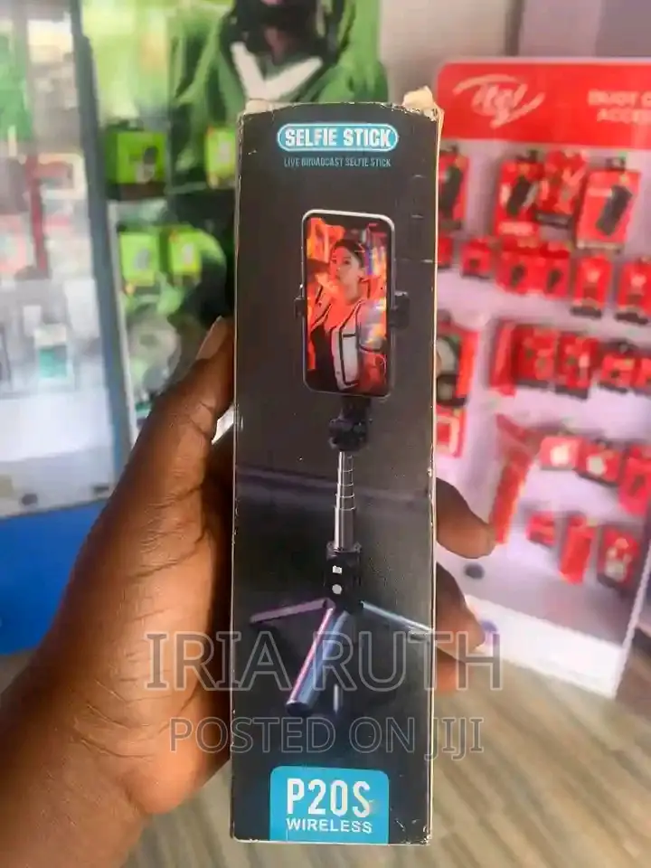 Selfie TRIPOD With Bluetooth,Phone Holder With LED LIGHTS
