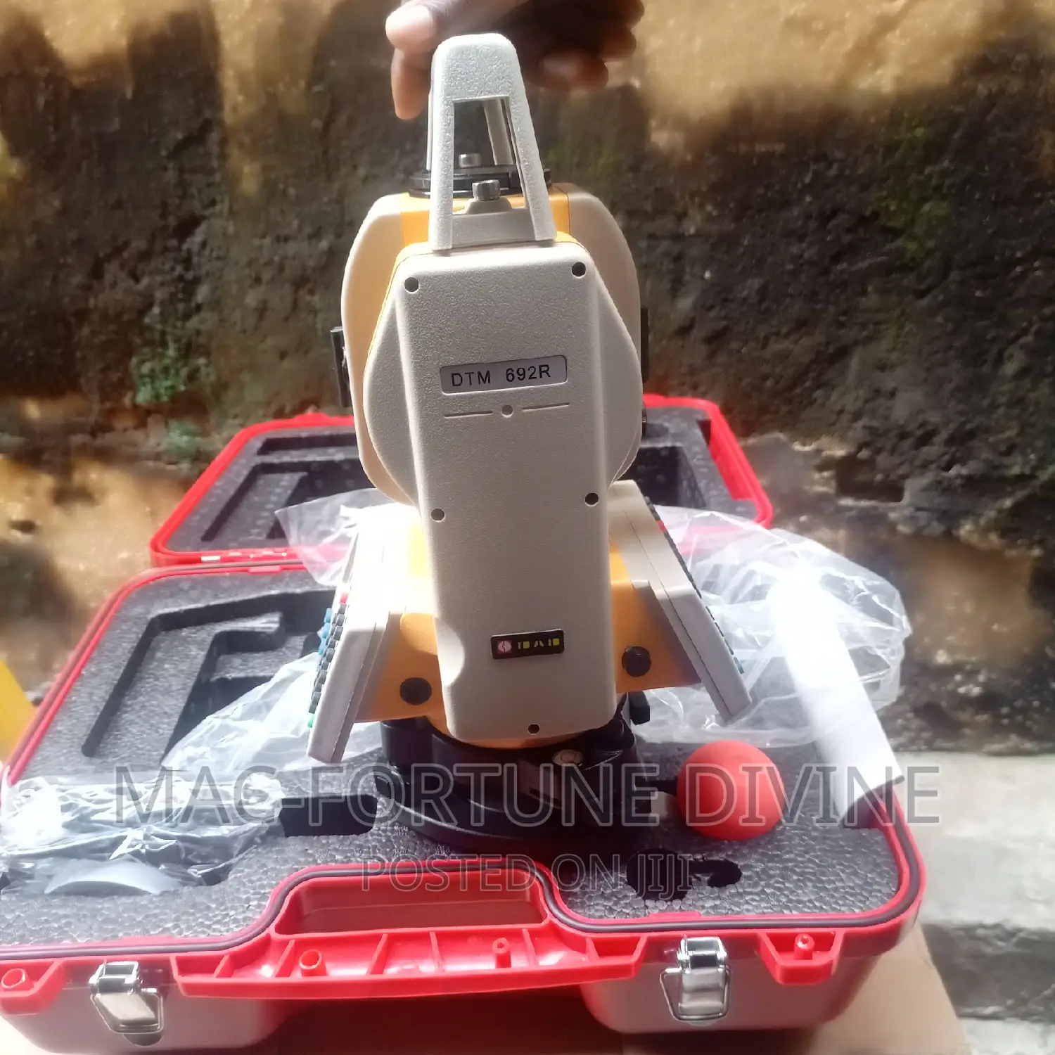 Original DTM Total Station Complet Set.