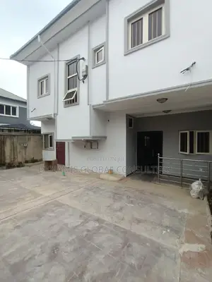 Furnished 3bdrm Duplex in Magodo Phase 2 for rent