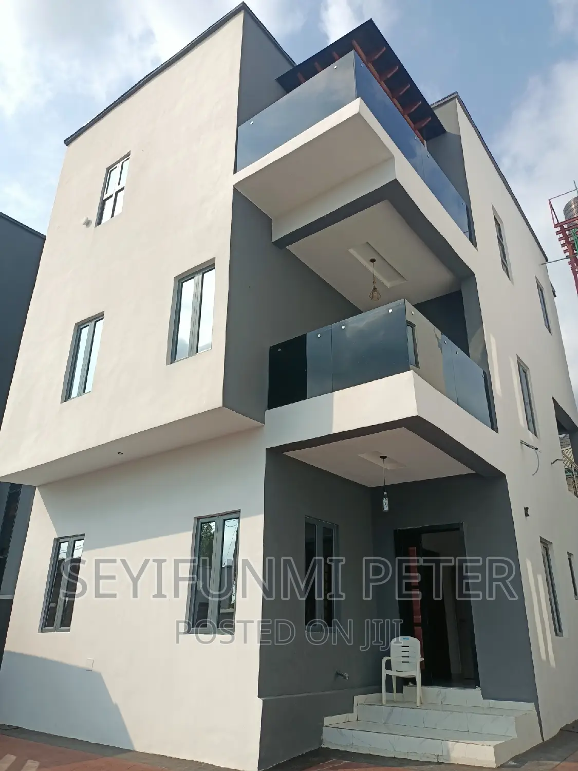 Furnished 4bdrm Duplex in Gateway Zone Estate, for sale