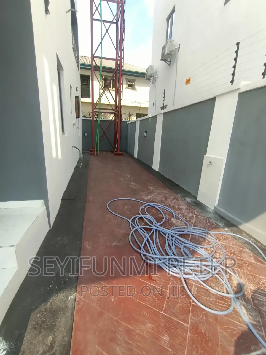 Furnished 4bdrm Duplex in Gateway Zone Estate, for sale