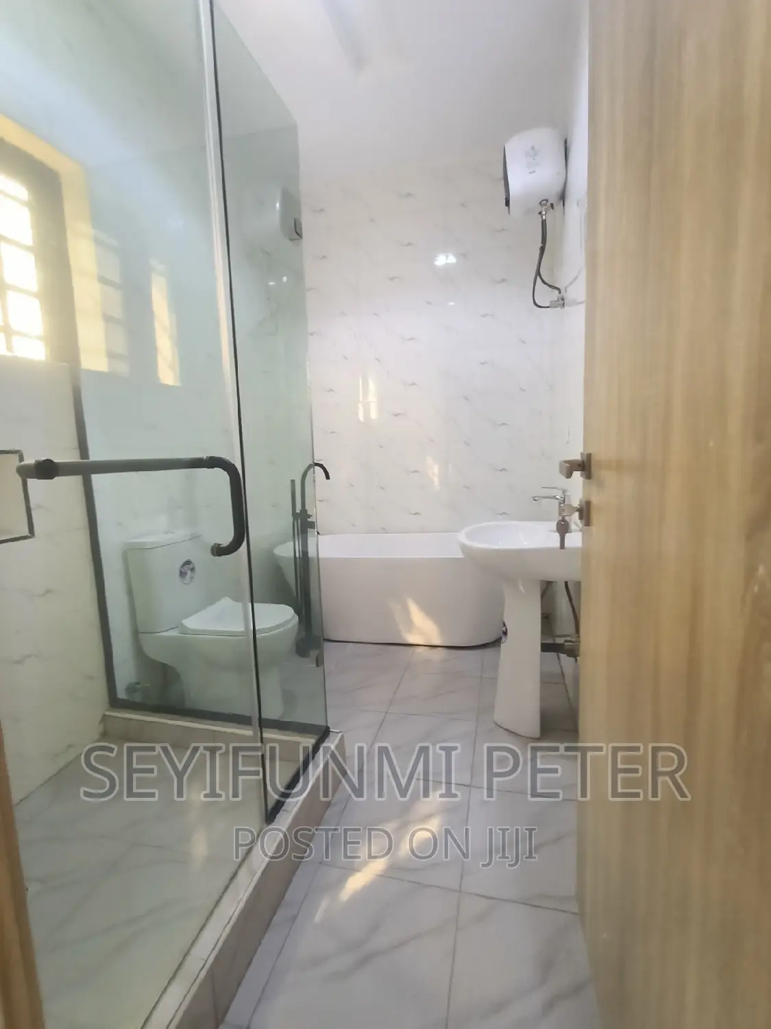 Furnished 4bdrm Duplex in Gateway Zone Estate, for sale