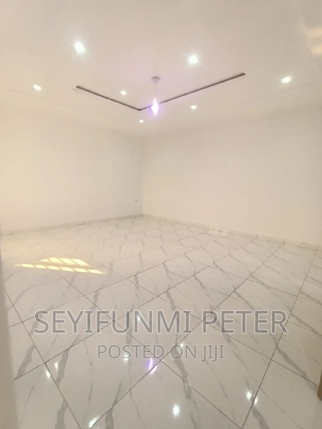Furnished 4bdrm Duplex in Gateway Zone Estate, for sale