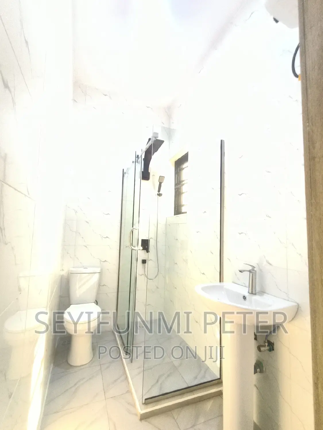 Furnished 4bdrm Duplex in Gateway Zone Estate, for sale
