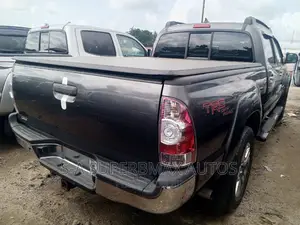 Toyota Tacoma 2013 Gray