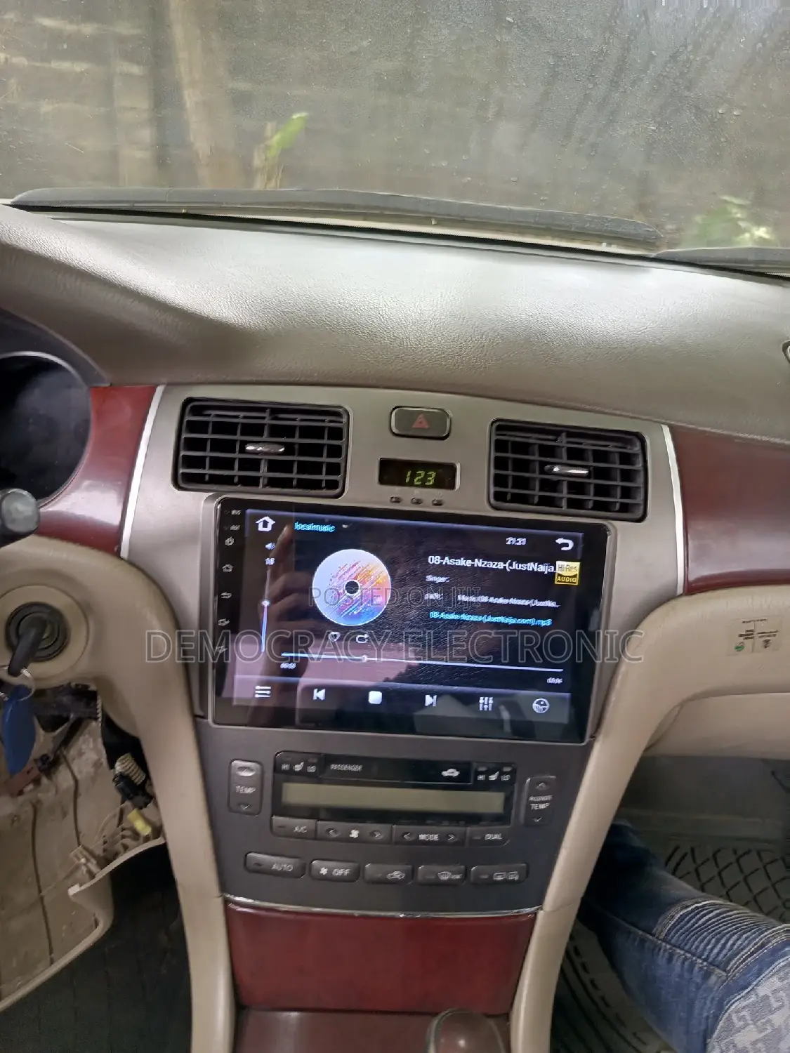 Es 330/300 Android Screen With GPS Navigation Systems (Map)