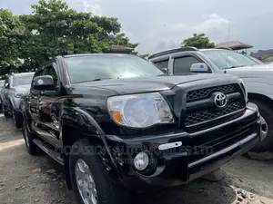 Toyota Tacoma 2011 Black