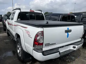 Toyota Tacoma Access Cab V6 Automatic 2012 White