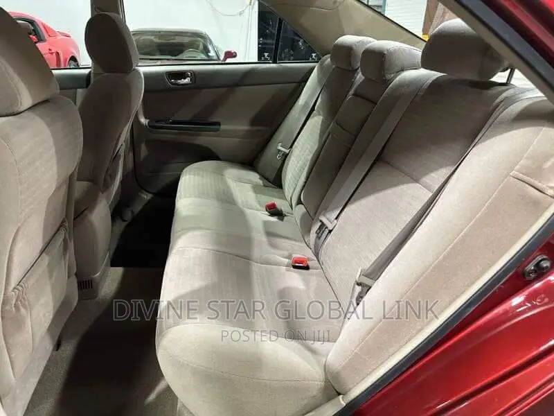 Toyota Camry 2004 Red