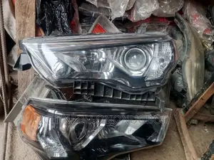 Toyota 4runner Headlight 2015 Model