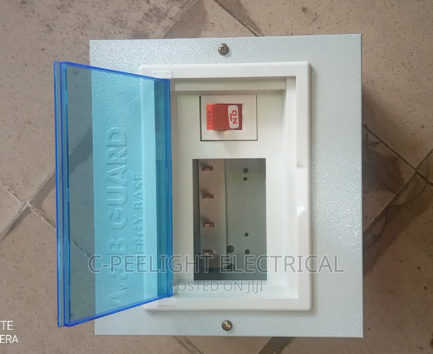 Single Phase Distribution Board