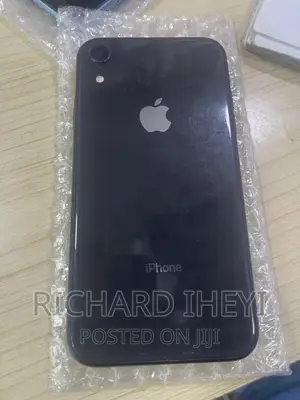 Apple iPhone XR 64 GB Black
