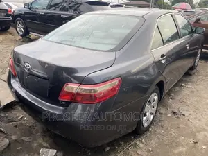 Toyota Camry 2009 Gray