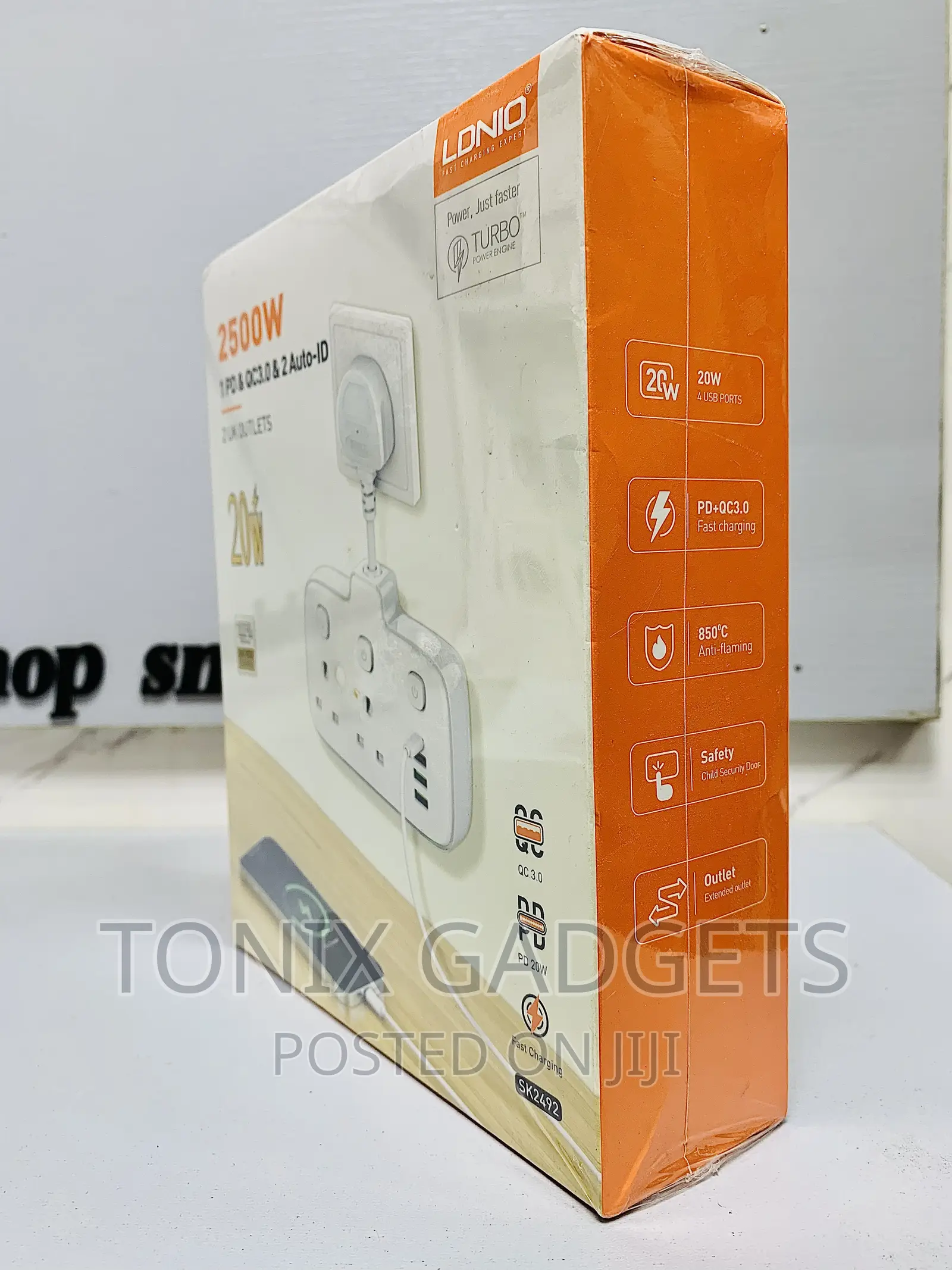 2 Ways Power Extension Socket - 2500W - Model SK2492