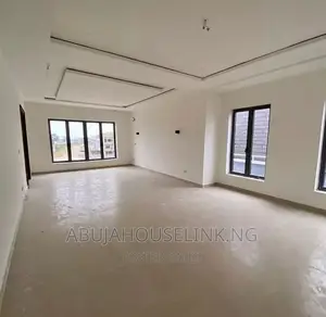 5bdrm Mansion in Wuye Abuja for sale