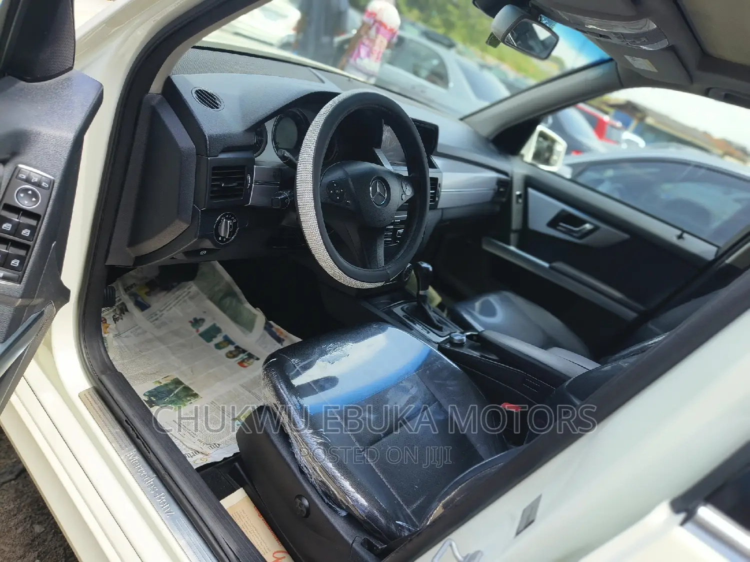 Mercedes-Benz GLK-Class 350 4MATIC 2011 White