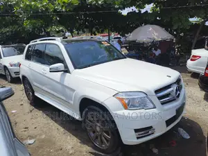 Mercedes-Benz GLK-Class 350 4MATIC 2011 White
