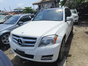 Mercedes-Benz GLK-Class 350 4MATIC 2011 White