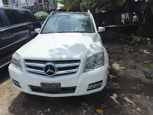 Mercedes-Benz GLK-Class 350 4MATIC 2012 White