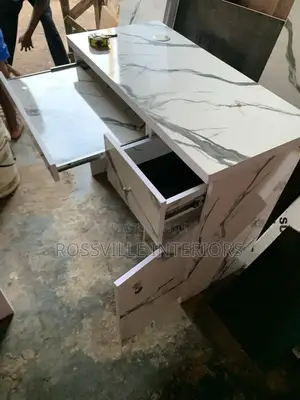 Classy Office Table