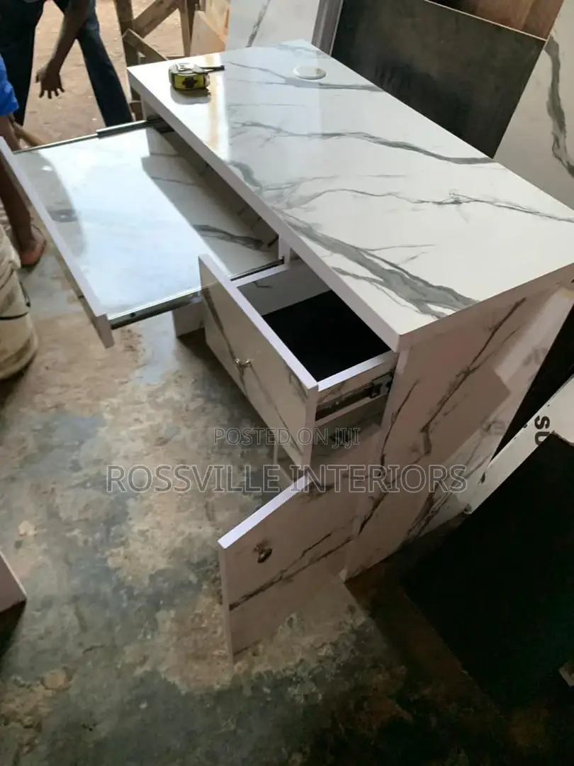Classy Office Table