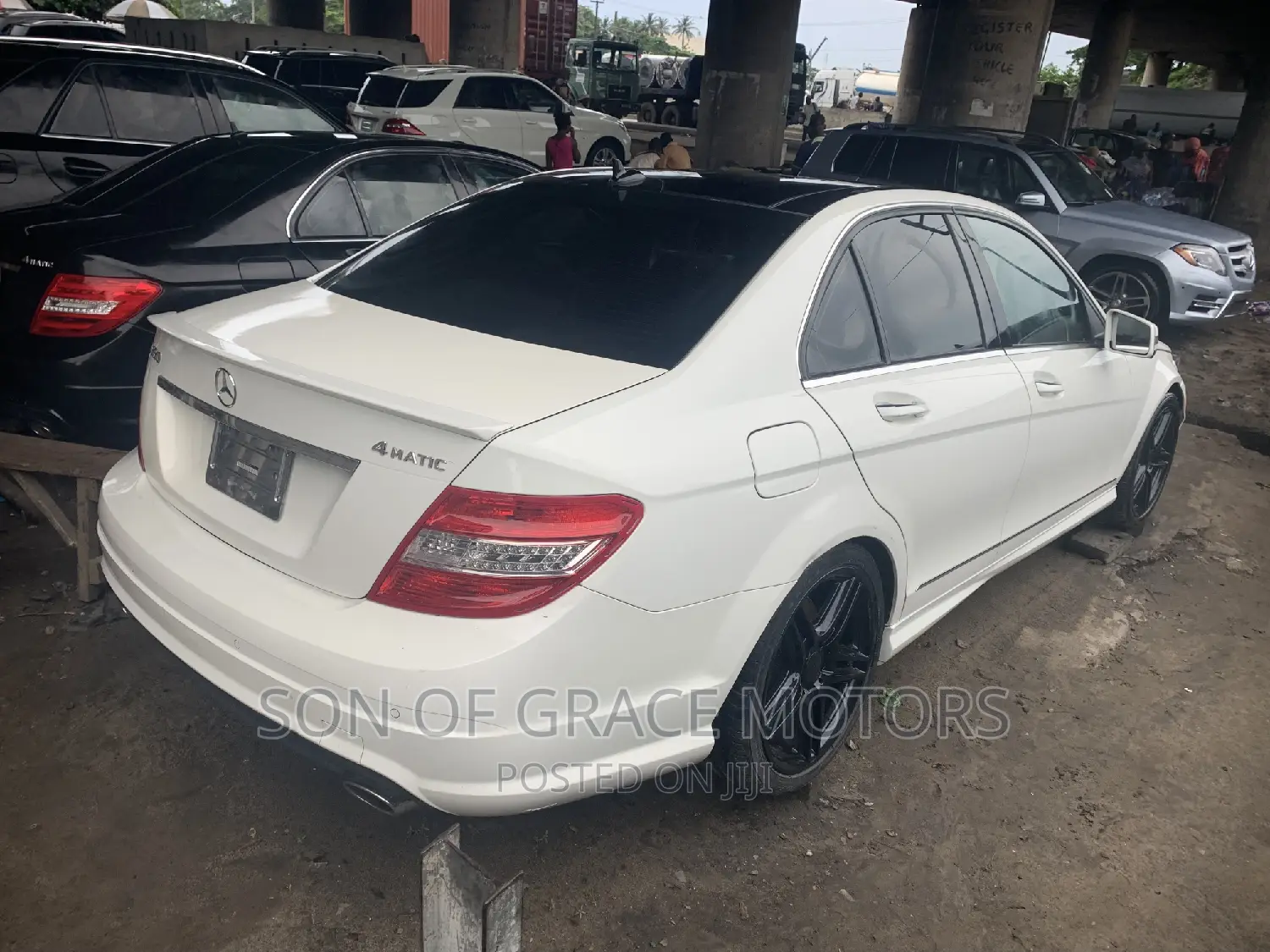 Mercedes-Benz C350 2011 White