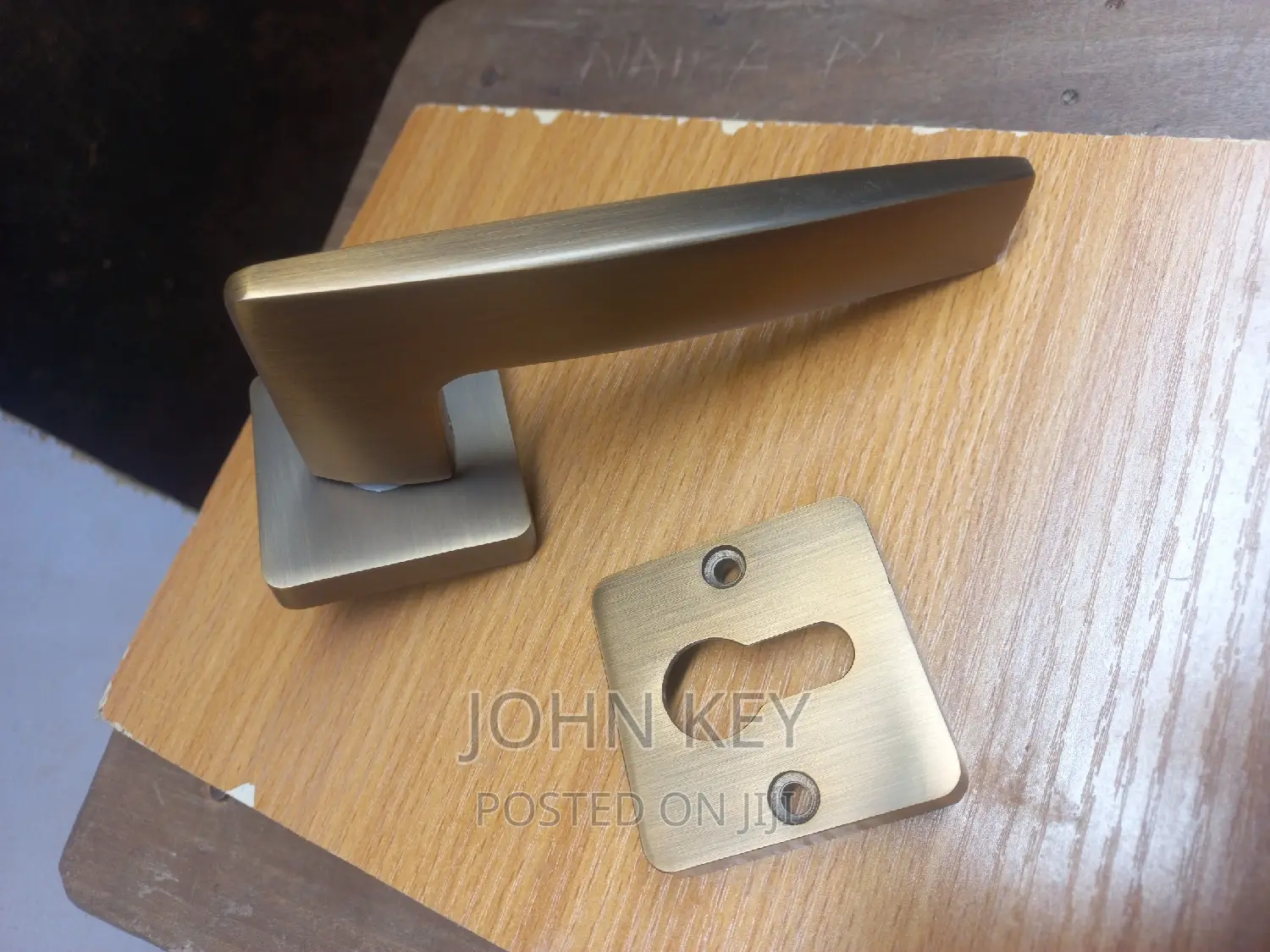 Squared Separate Handle