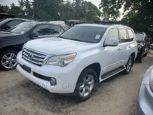 Lexus GX 460 Premium 2013 White