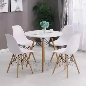 High Quality Dinning Set.