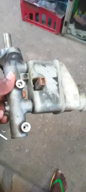 Brake Master Cylinder Hyundai Elantra 010
