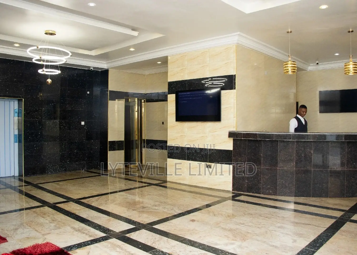 Executive Suit