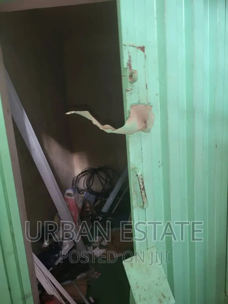 Storage Space or Space for Sale in Magodo Phase 1