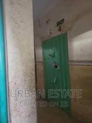 Storage Space or Space for Sale in Magodo Phase 1